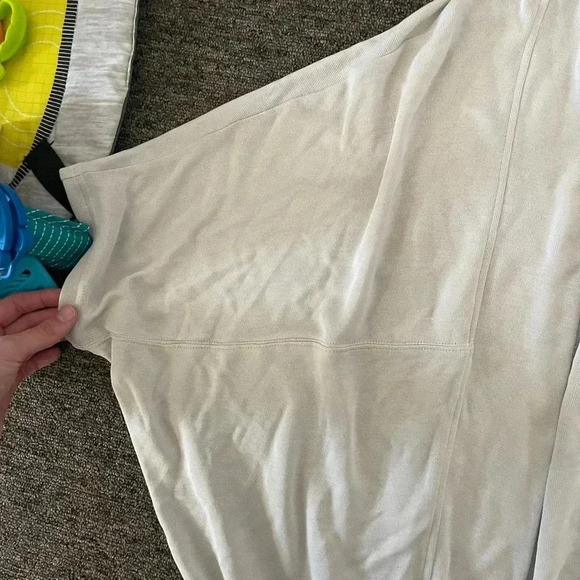 Athleta cream shall oversized cardigan size medium - Picture 5 of 10